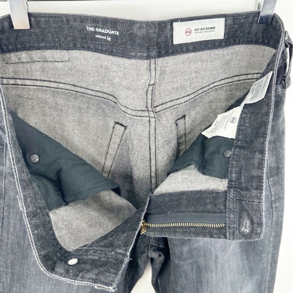 AG Adriano Goldschmied | The Graduate Jean Tailored Leg in Black Sz 32R